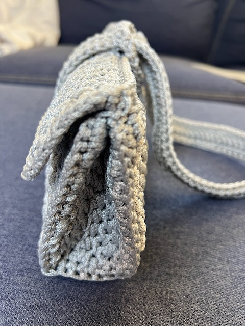 Holly Convertible Crochet Clutch Pattern